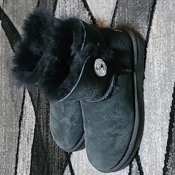 UGG MINI SWAROVSKI CRYSTAL BAILEY BOOT - Picture 5 of 13